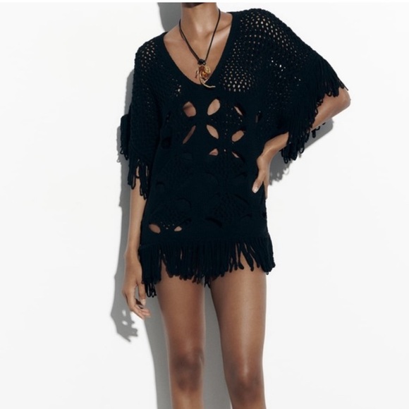 Zara Sweaters - Zara size L medium large fringe crochet sweater
